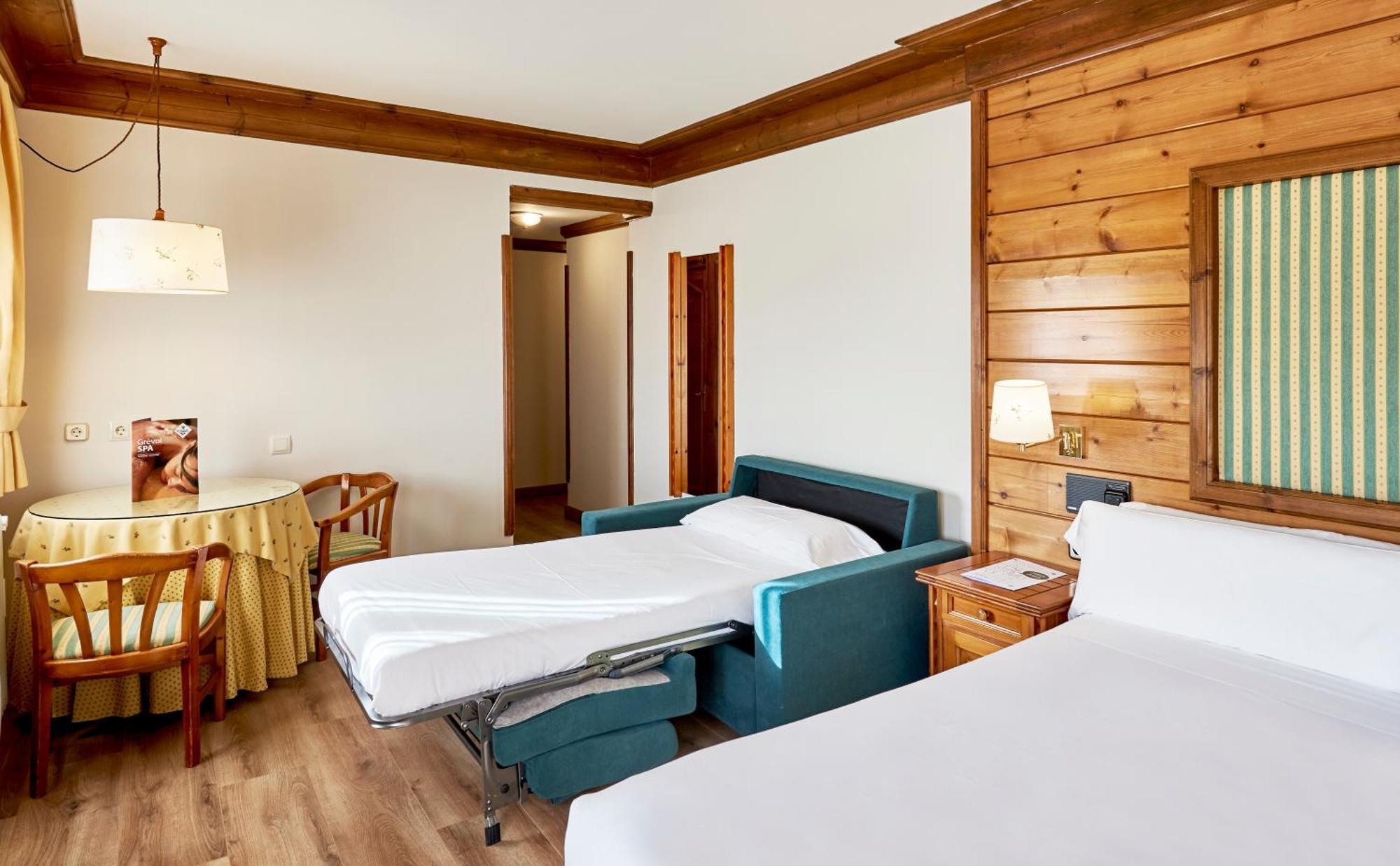 Triple Room Spa Access
